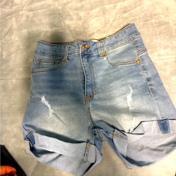 Stretch Jean shorts with cuff 5 - Picture 1 of 2